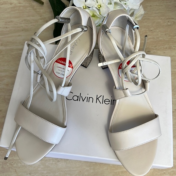 Calvin Klein block heeled sandals - Picture 1 of 9